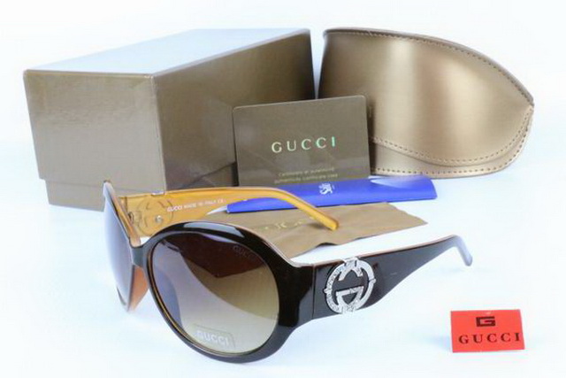 GUCCl Boutique Sunglasses 028